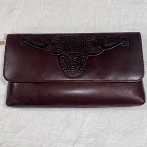 Lee river goods co handmade in Ireland leather clutch or bag